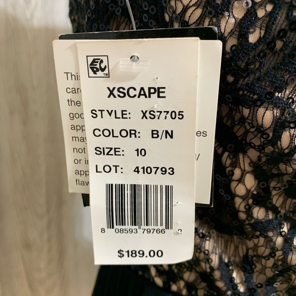 NWT Xscape Black and Nude Lace Pleated Skirt Halter Evening Cocktail Dress Sz 10 - Picture 15 of 16